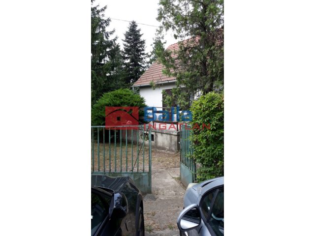 Velence, Kertalja utca, 59 m²-es, üdülő, 2+2 félszobás, átlagos állapotú