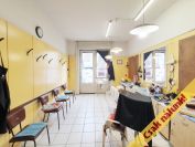 Eladó 43 m²-es üzlethelyiség utcai bejárattal IX. Kerület (Belső Ferencváros), Ferenc körúti Villamosmegálló közeli utca: 10'000'000 Ft