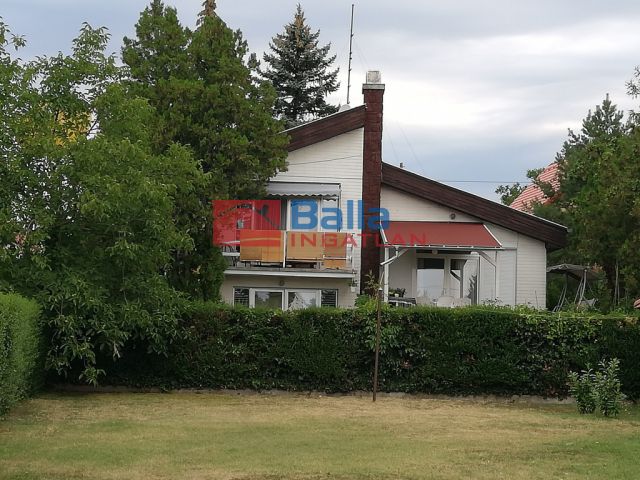 Eladó 110 m²-es Ábrahámhegy, Zsákutca: 82'900'000 Ft