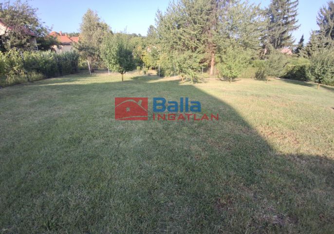 Eladó 720 m²-es Ábrahámhegy, Zsákutca: 36'800'000 Ft