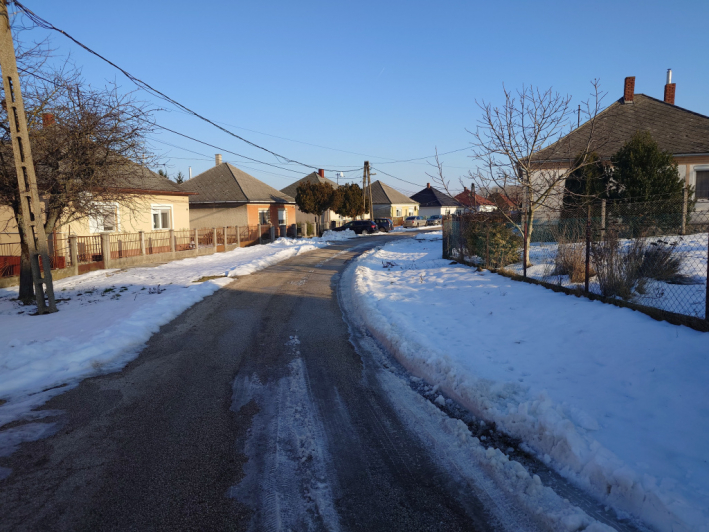 Eladó 721 m²-es Bodajk, Zrínyi Mikós utca: 15'000'000 Ft