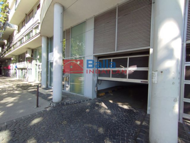 Eladó 14 m²-es III. Kerület (Óbuda-központ), Lajos utca: 13'400'000 Ft