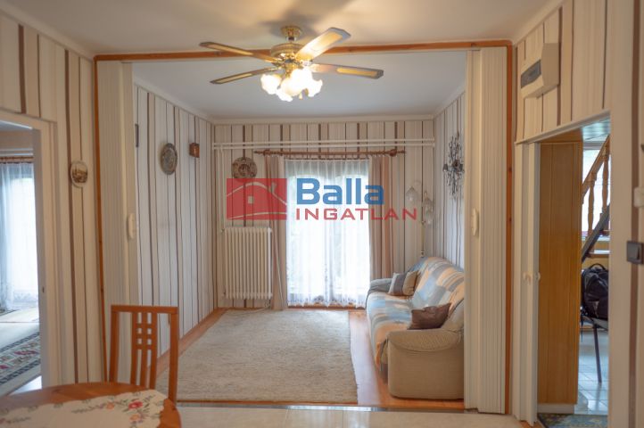 Eladó 270 m²-es III. Kerület (Szépvölgy), Virág Benedek utca: 388'000'000 Ft