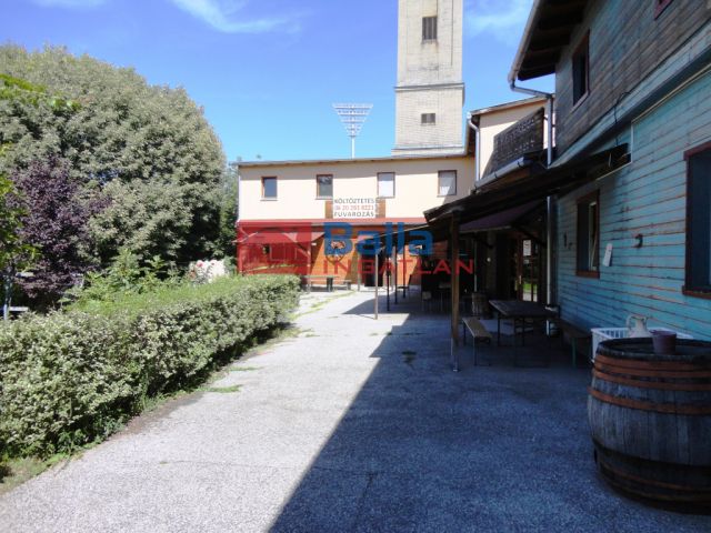 Eladó 1400 m²-es IV. Kerület (Újpest), Kisfaludy utca: 350'000'000 Ft