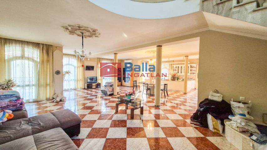 Eladó 400 m²-es IV. Kerület (Újpest), Leiningen károly utca: 178'000'000 Ft