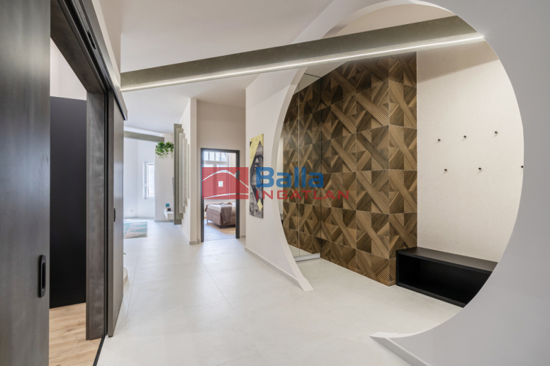 Eladó 91 m²-es IX. Kerület (Belső Ferencváros), József körút-Petőfi híd közelében: 189'900'000 Ft