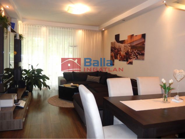 Eladó 77 m²-es IX. Kerület (József Attila ltp.), Ifjúmunkás utca: 106'000'000 Ft