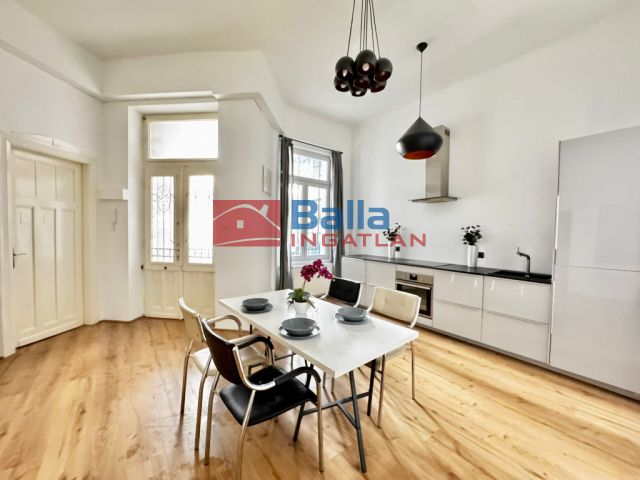 Eladó 117 m²-es VI. Kerület (Terézváros), Andrássy út környékén eladó polgári lakás: 185'000'000 Ft