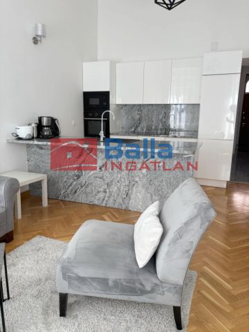 Eladó 71 m²-es társasházi lakás VI. Kerület (Terézváros), Csengery utca: 99'900'000 Ft