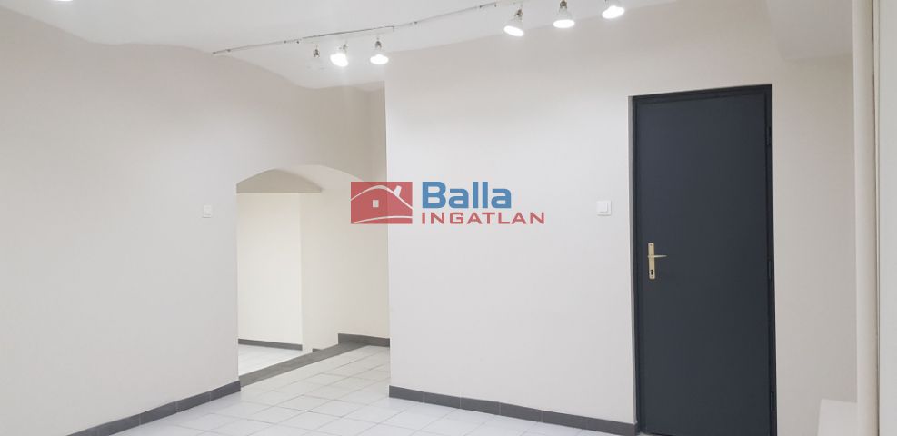 Eladó 74 m²-es VII. Kerület (Középső-Erzsébetváros), Almássy tér: 29'900'000 Ft