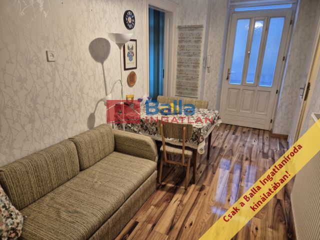 Eladó 47 m²-es VII. Kerület (Középső-Erzsébetváros), Thököly út: 69'900'000 Ft