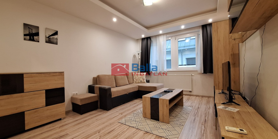 Eladó 47 m²-es VIII. Kerület (Corvin negyed), Práter utca: 86'900'000 Ft