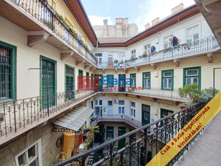 Eladó 123 m²-es VIII. Kerület (II. János Pál pápa tér és környéke), M4 közeli, Népszínház utca: 119'000'000 Ft