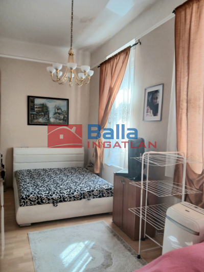 Eladó 97 m²-es VIII. Kerület (II. János Pál pápa tér és környéke), Szilágyi utca: 95'000'000 Ft