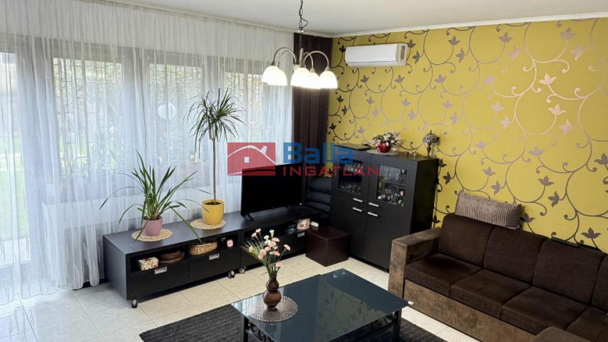 Eladó 150 m²-es X. Kerület (Kőbánya kertváros), Kada utca környéki utca: 140'500'000 Ft