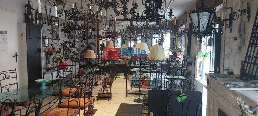 Eladó 125 m²-es XII. Kerület (Krisztinaváros), Déli Páyaudvarnál utca: 380'000'000 Ft