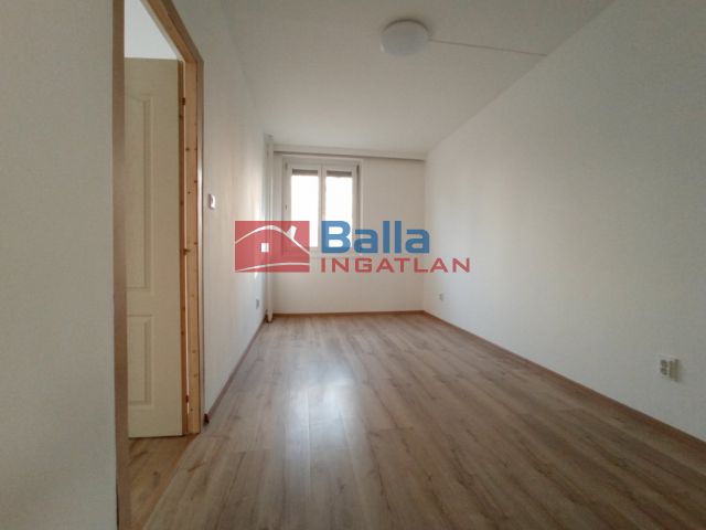 Kiadó 46 m²-es XIV. Kerület (Füredi lakótelep), Füredi utca: 220'000 Ft