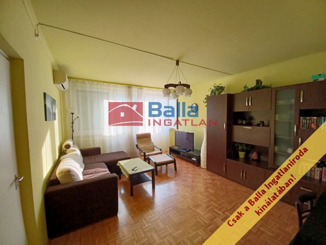 Eladó 49 m²-es XIV. Kerület (Füredi lakótelep), Park felőli lépcsőházban, Vezér utca: 64'900'000 Ft