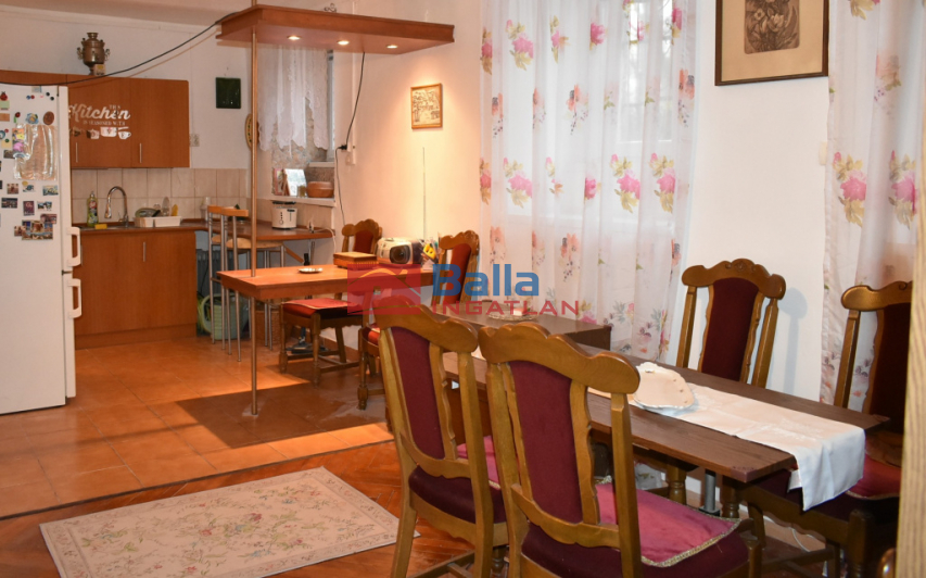 Eladó 46 m²-es XIX. Kerület (Központ), Templom  tér közelében: 49'990'000 Ft