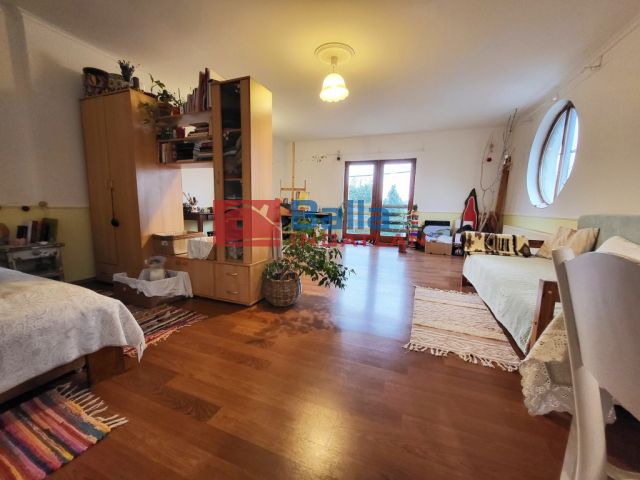 Eladó 204 m²-es XVI. Kerület (Árpádföld), Árpádföld: 127'000'000 Ft