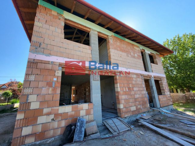 Eladó 179 m²-es XVI. Kerület (Cinkota), Cinkota: 179'900'000 Ft