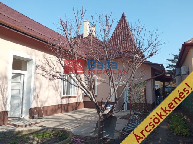 Eladó 146 m²-es XVI. Kerület (Mátyásföld), Mátyásföldi repülőtér közelében: 152'000'000 Ft