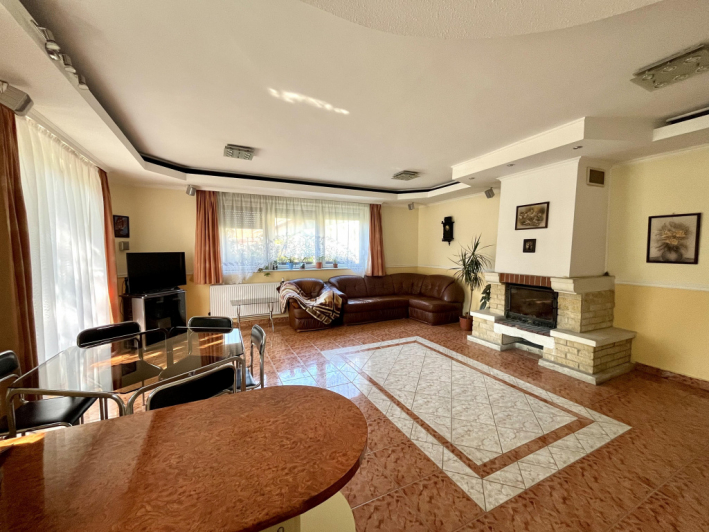 Eladó 220 m²-es XVII. Kerület (Rákoscsaba), Rákoscsaba: 149'900'000 Ft