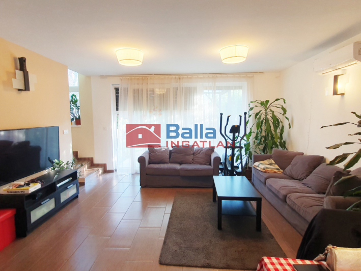 Eladó 124 m²-es XVII. Kerület (Rákoshegy), Rákoshegy csendes utca: 159'900'000 Ft