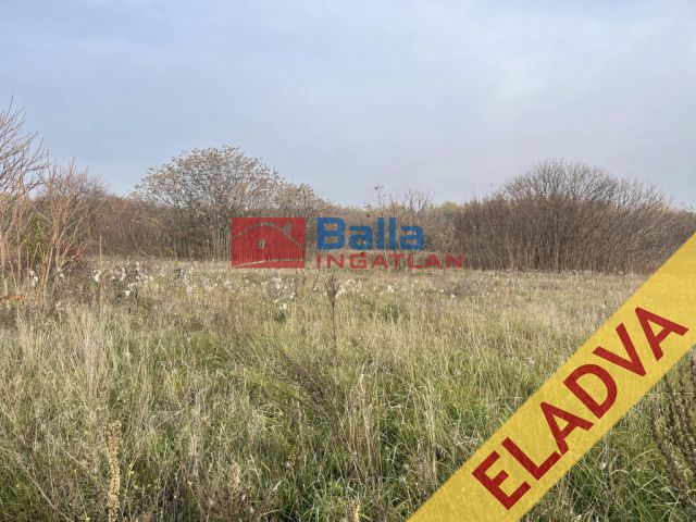 Eladó 878 m²-es XVII. Kerület (Rákoshegy), Reptér közeli utca: 1'190'000 Ft