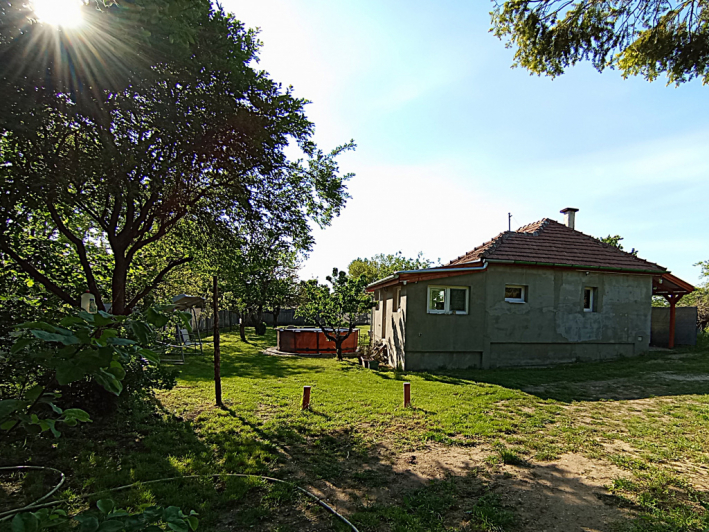 Eladó 4450 m²-es XVII. Kerület (Rákoshegy), Rózsahegy utca: 135'000'000 Ft