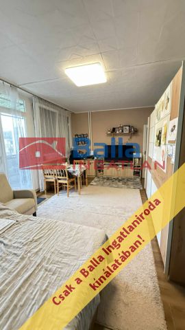 Eladó 50 m²-es XVII. Kerület (Rákoskeresztúr), Földműves u környékén lévő utca: 61'800'000 Ft