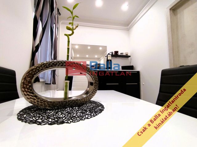 Eladó 58 m²-es XVII. Kerület (Rákoskeresztúr), Városközpont utca: 73'000'000 Ft