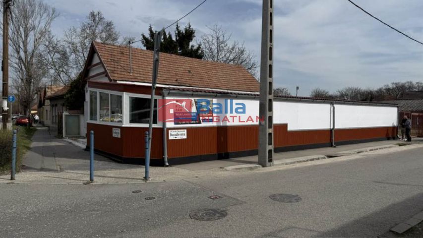 Kiadó 105 m²-es XVII. Kerület (Rákoskeresztúr), Városközpontban lévő út: 350'000 Ft