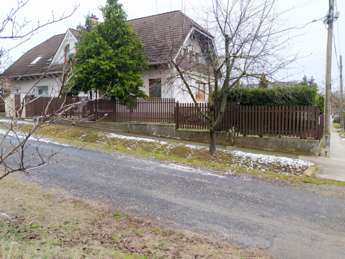 Eladó 142 m²-es XVII. Kerület (Rákoskert), Csengés utca környéke utca: 110'000'000 Ft