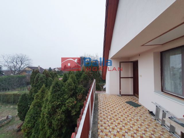 Eladó 123 m²-es XVII. Kerület (Strázsahegy), Rákoskert Strázsahegy csendes utca: 120'900'000 Ft