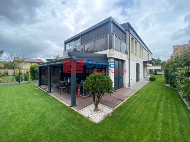 Eladó 295 m²-es családi ház XVIII. Kerület (Bókaytelep), Bókay utca: 489'000'000 Ft