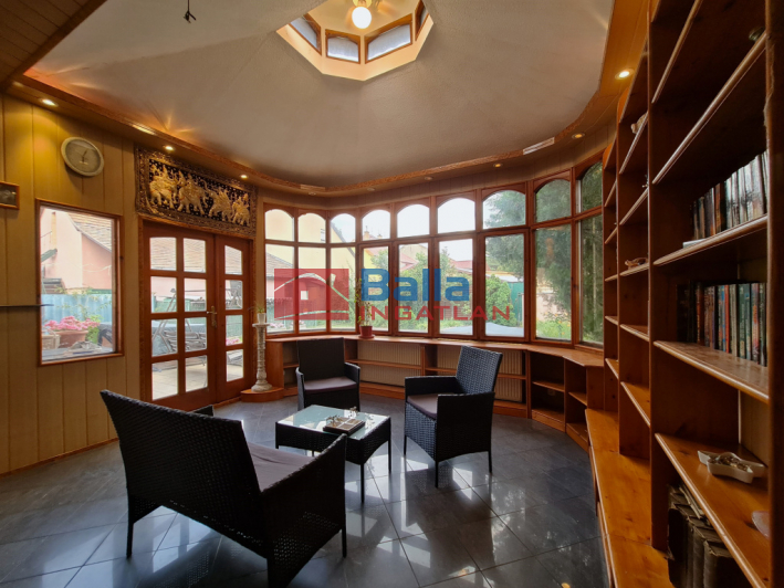 Eladó 137 m²-es XVIII. Kerület (Lónyaytelep), Jegenye fasor: 115'000'000 Ft