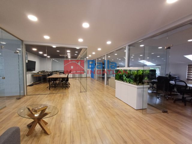 Kiadó 207 m²-es XVIII. Kerület (Lónyaytelep), Lónyay telep: 1'449 EUR