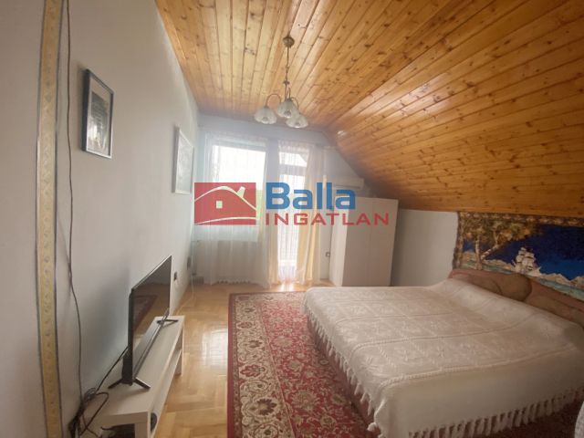 Eladó 324 m²-es Csömör, Árpád utca: 150'000'000 Ft