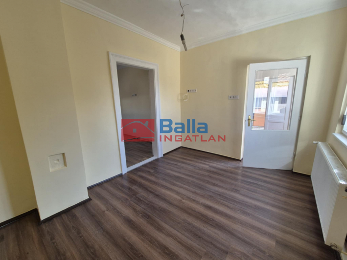 Eladó 60 m²-es Debrecen, Hold utca: 52'000'000 Ft