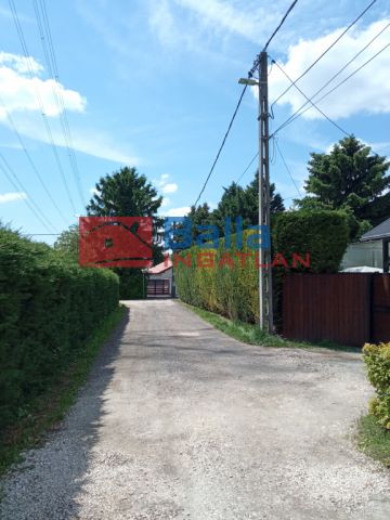 Eladó 700 m²-es Diósd, SEREGÉLY utca: 40'900'000 Ft