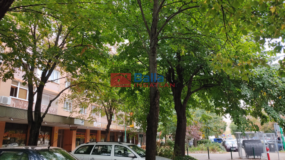 Eladó 57 m²-es Dunaújváros, Római körút: 34'900'000 Ft