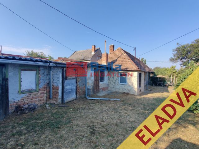 Eladó 924 m²-es telek Érd (Tisztviselőtelep), Kinga utca: 44'900'000 Ft