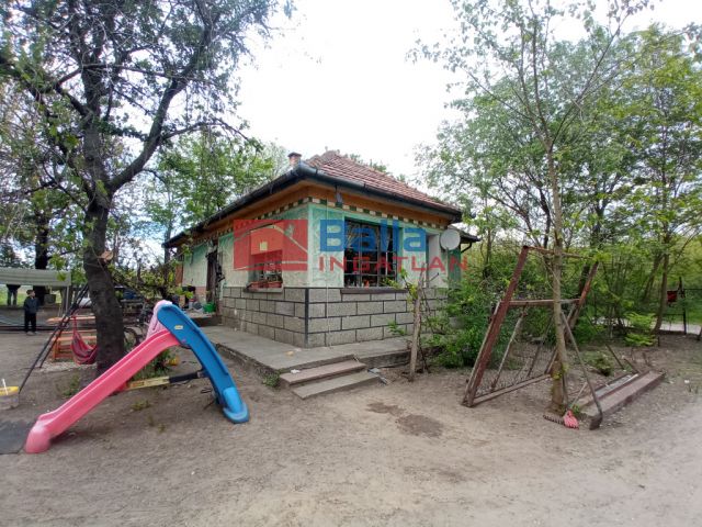 Eladó 3093 m²-es Felsőpakony, 060/2 utca: 59'900'000 Ft