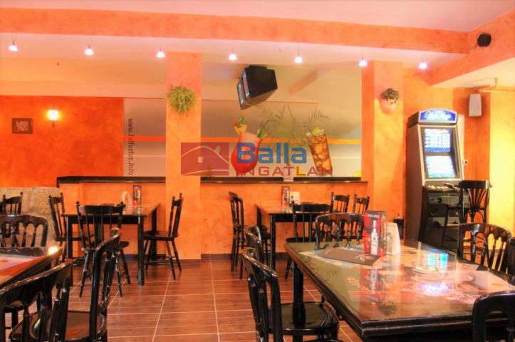 Eladó 226 m²-es Göd, Pesti út: 64'900'000 Ft