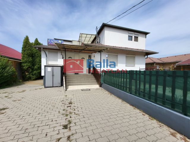 Eladó 589 m²-es Halásztelek, Halásztelek: 295'000'000 Ft