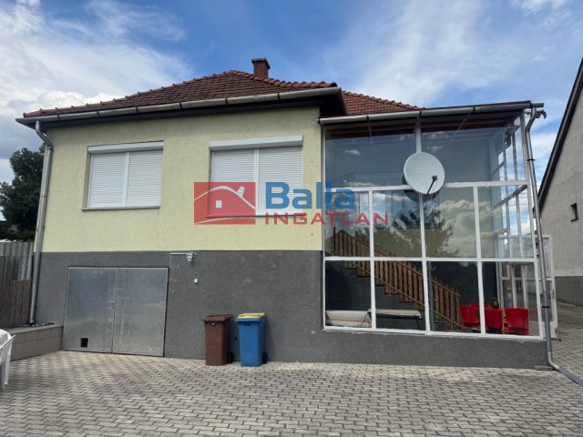 Eladó 100 m²-es Hatvan, Kishatvan utca: 75'000'000 Ft