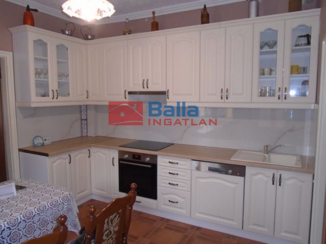 Eladó 110 m²-es Jászkarajenő, József Attila utca: 34'900'000 Ft