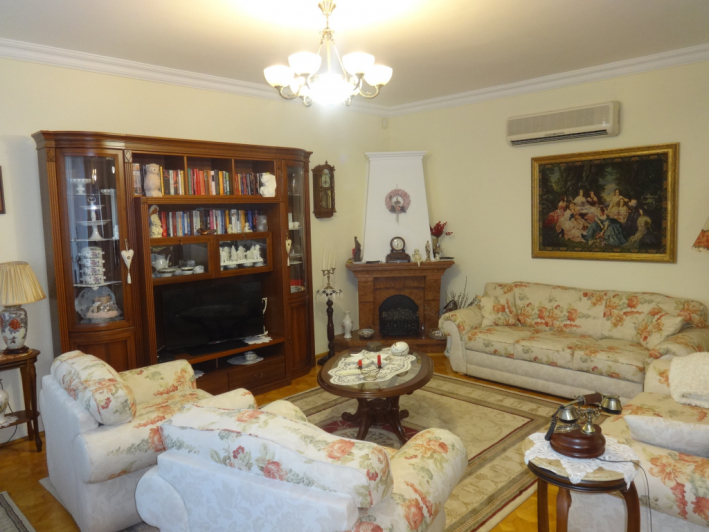 Eladó 141 m²-es Kecskemét, Wesselényi utca: 125'000'000 Ft