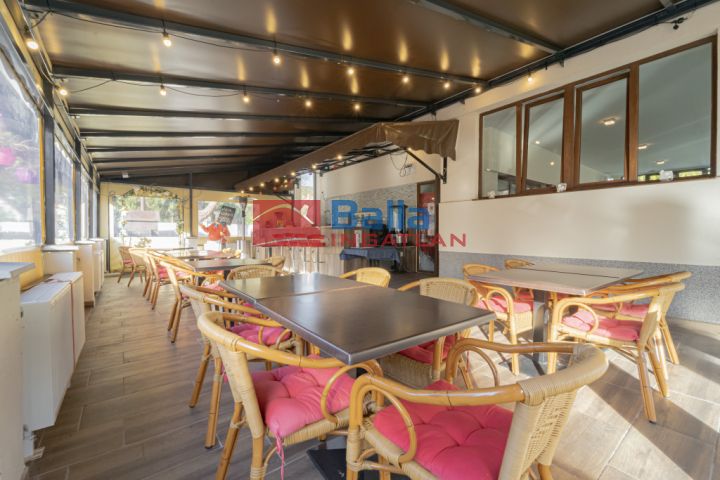 Eladó 435 m²-es Leányfalu, Móricz Zsigmond út: 460'000'000 Ft